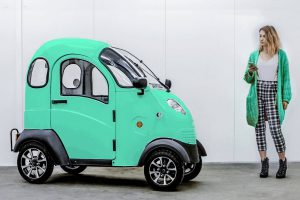 ENUU Elektro-Kleinfahrzeug mit App-Steuerung